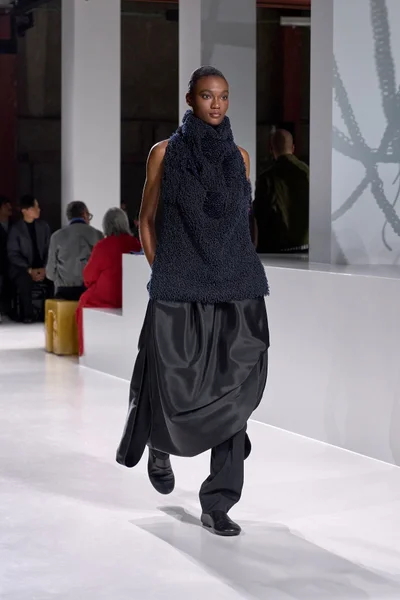 Look 68